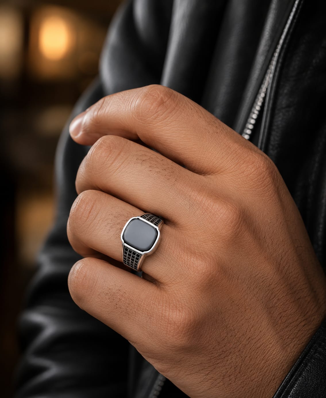 OBSIDIAN PRESTIDGE SIGNET RING